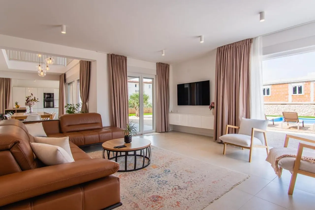 Villa Principesa Mandre 0*,  Croazia
